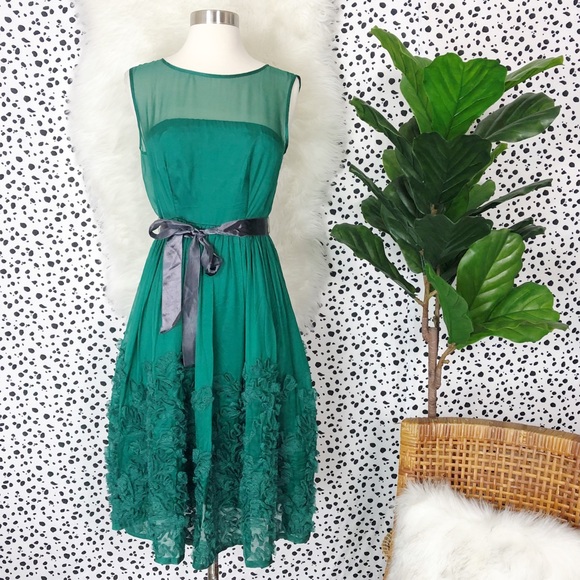Anthropologie Dresses & Skirts - Anthropologie Tiny Emerald Caridad Ruffle Dress
